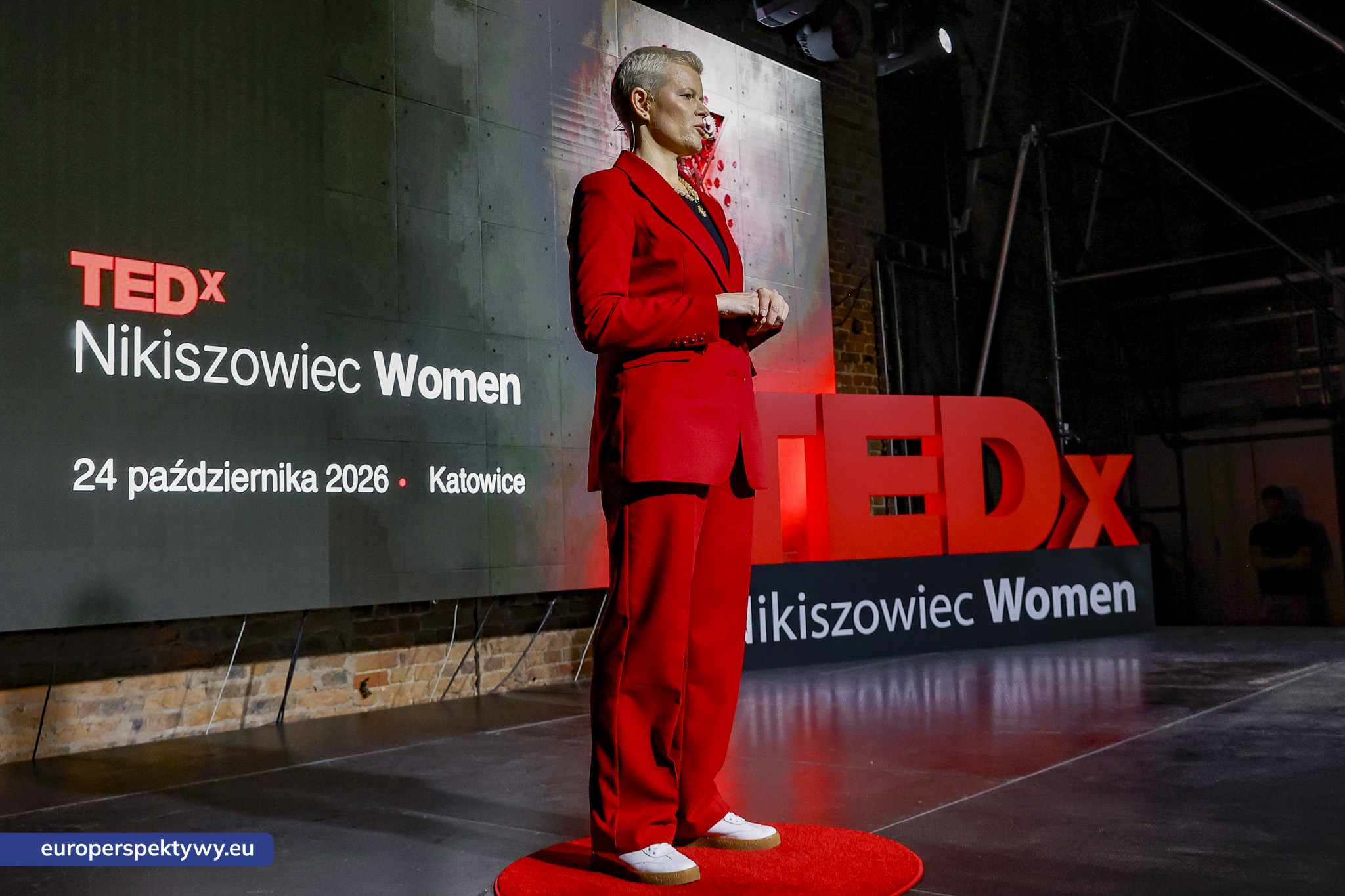 TEDxNikiszowiec Women 2026 Europerspektywy TEDxNikiszowiec Women. O transformacji, odwadze i szukaniu własnej drogi