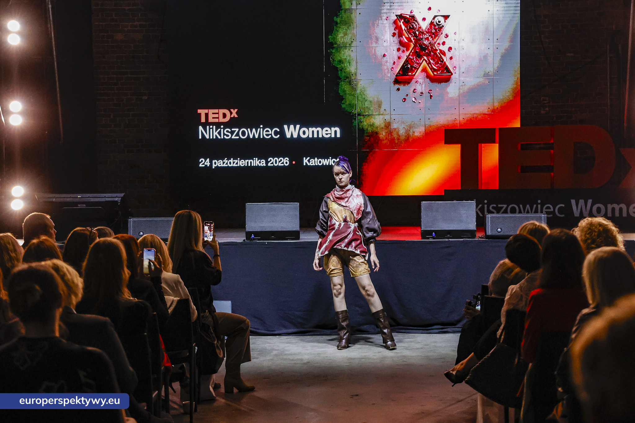 TEDxNikiszowiec Women 2026 Europerspektywy TEDxNikiszowiec Women. O transformacji, odwadze i szukaniu własnej drogi