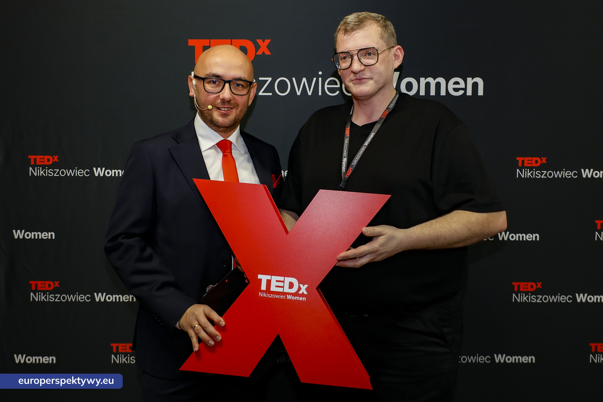 TEDxNikiszowiec Women 2026 Europerspektywy TEDxNikiszowiec Women. O transformacji, odwadze i szukaniu własnej drogi