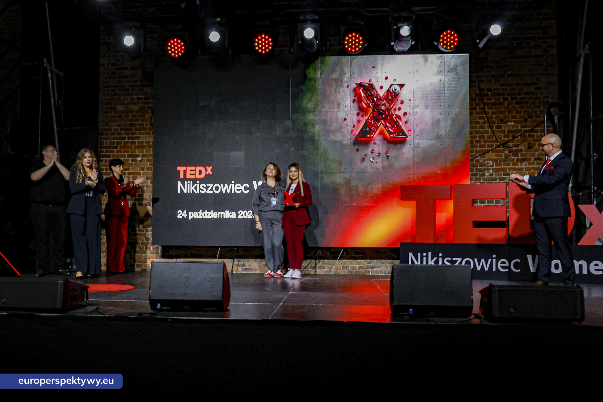 TEDxNikiszowiec Women 2026 Europerspektywy TEDxNikiszowiec Women. O transformacji, odwadze i szukaniu własnej drogi