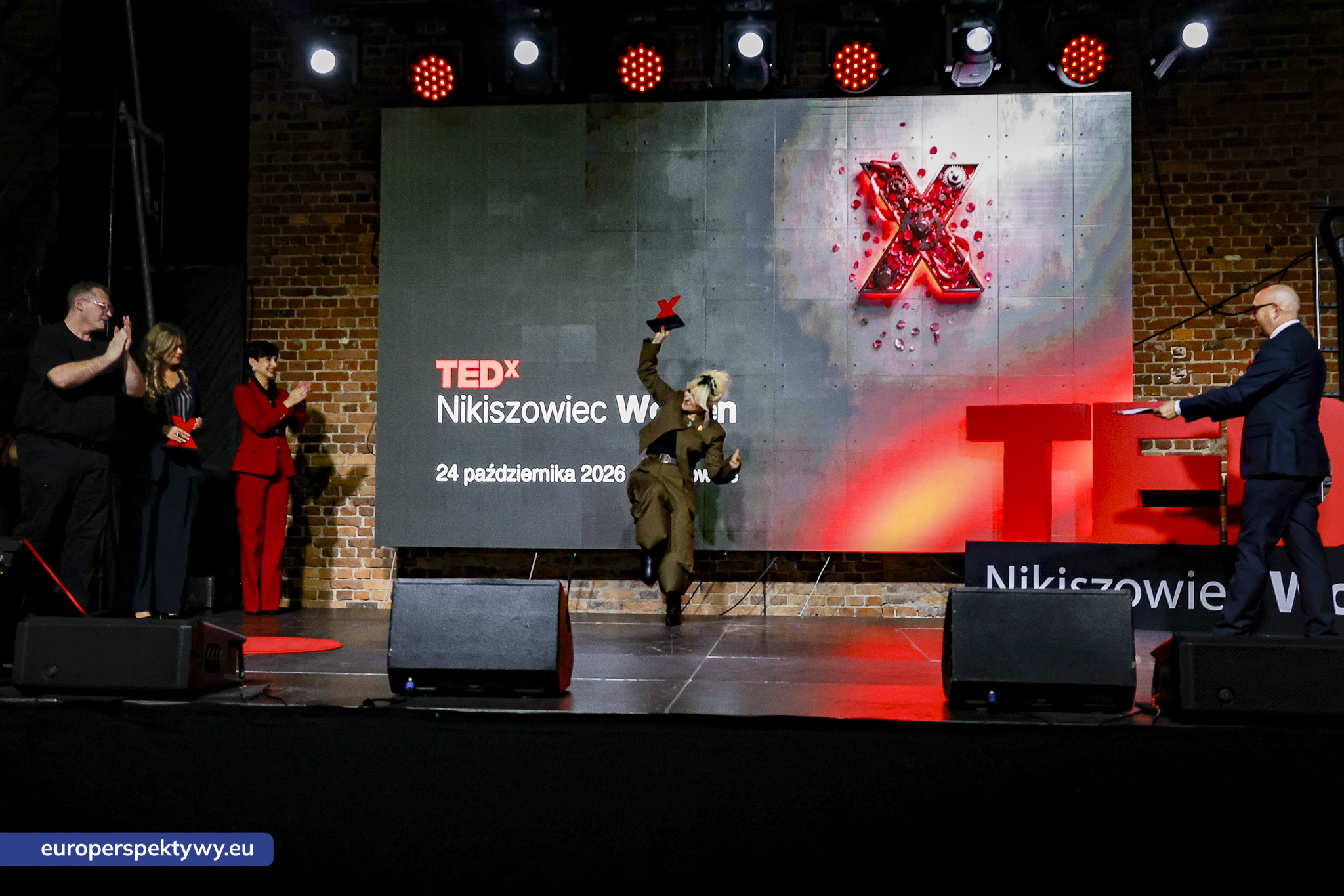 TEDxNikiszowiec Women 2026 Europerspektywy TEDxNikiszowiec Women. O transformacji, odwadze i szukaniu własnej drogi