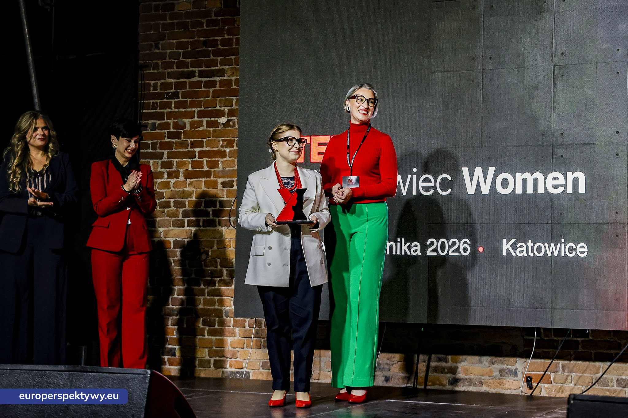 TEDxNikiszowiec Women 2026 Europerspektywy TEDxNikiszowiec Women. O transformacji, odwadze i szukaniu własnej drogi