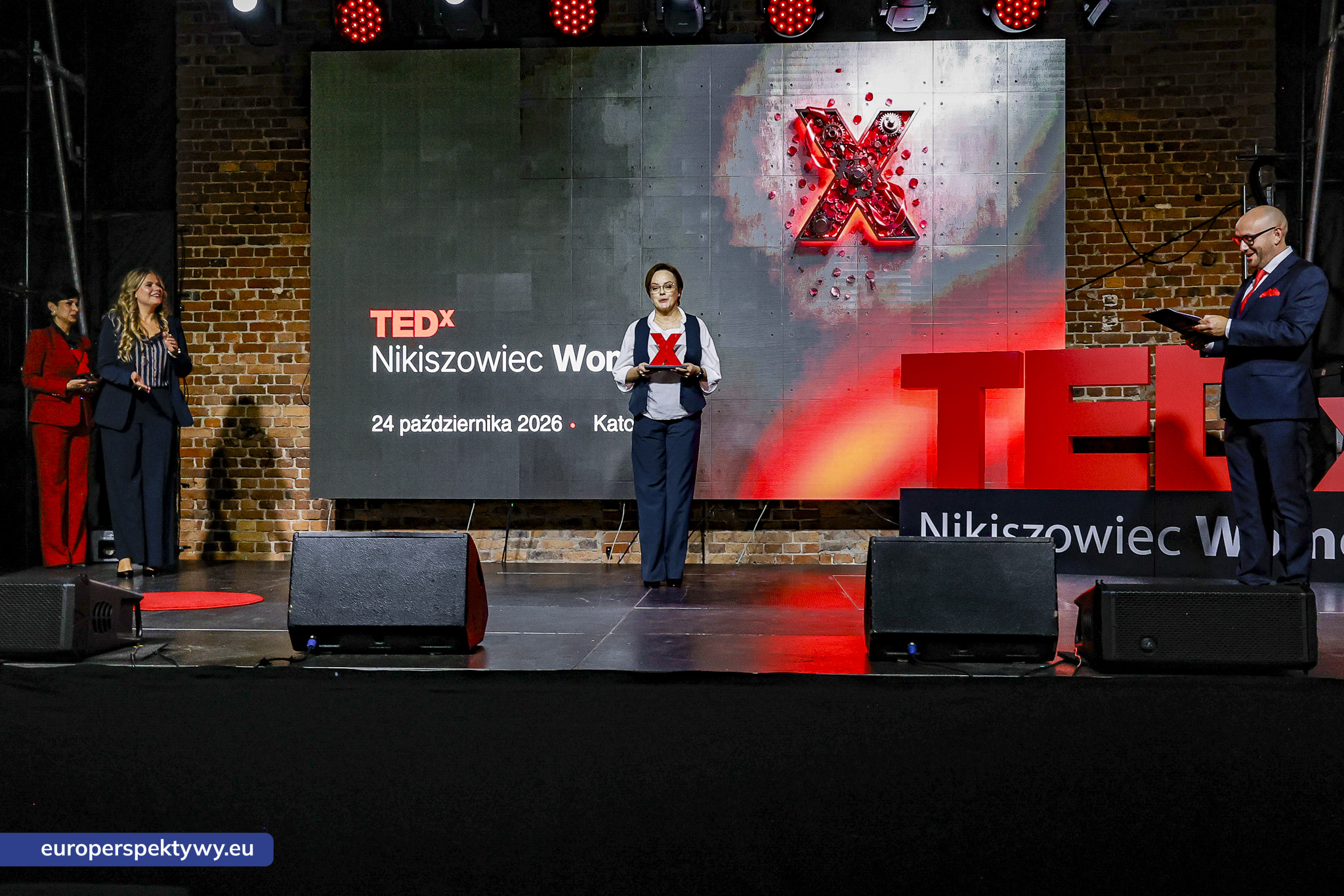 TEDxNikiszowiec Women 2026 Europerspektywy TEDxNikiszowiec Women. O transformacji, odwadze i szukaniu własnej drogi