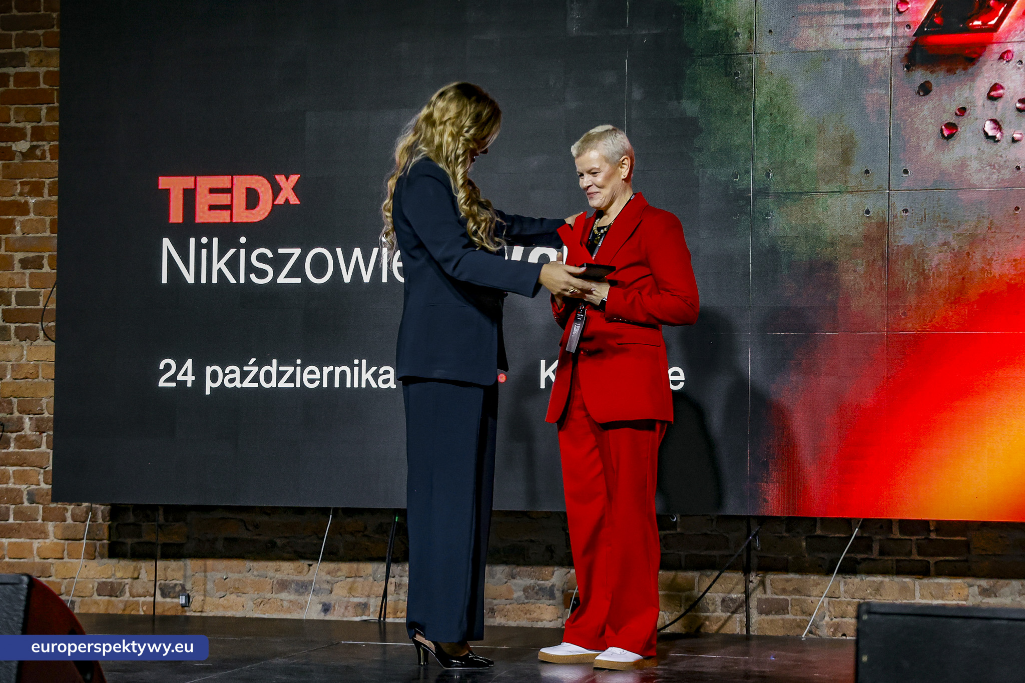 TEDxNikiszowiec Women 2026 Europerspektywy TEDxNikiszowiec Women. O transformacji, odwadze i szukaniu własnej drogi