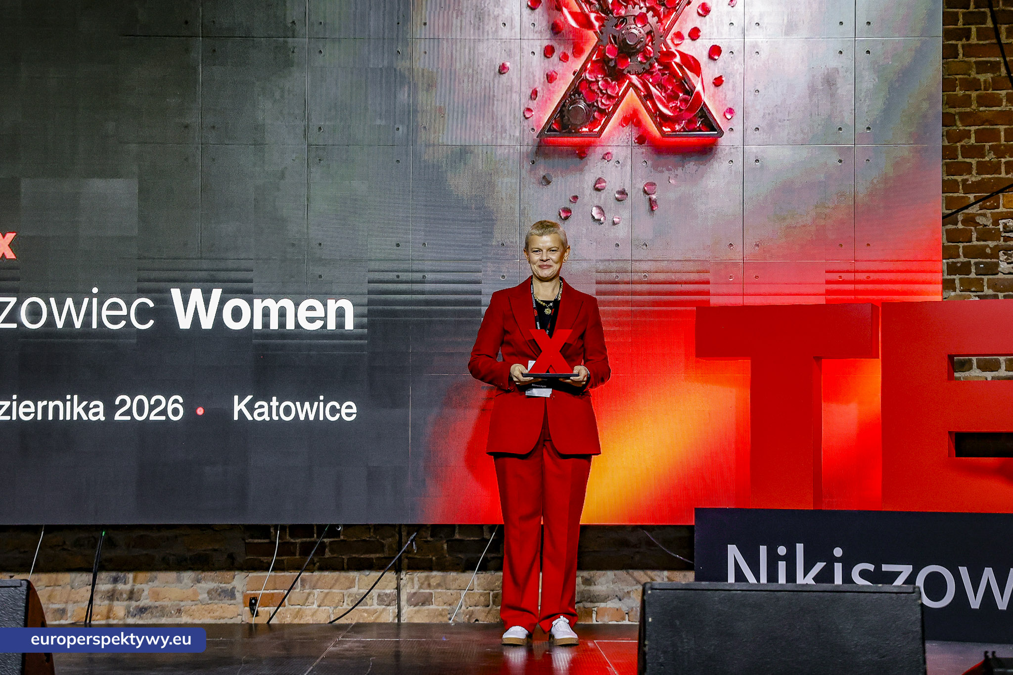 TEDxNikiszowiec Women 2026 Europerspektywy TEDxNikiszowiec Women. O transformacji, odwadze i szukaniu własnej drogi