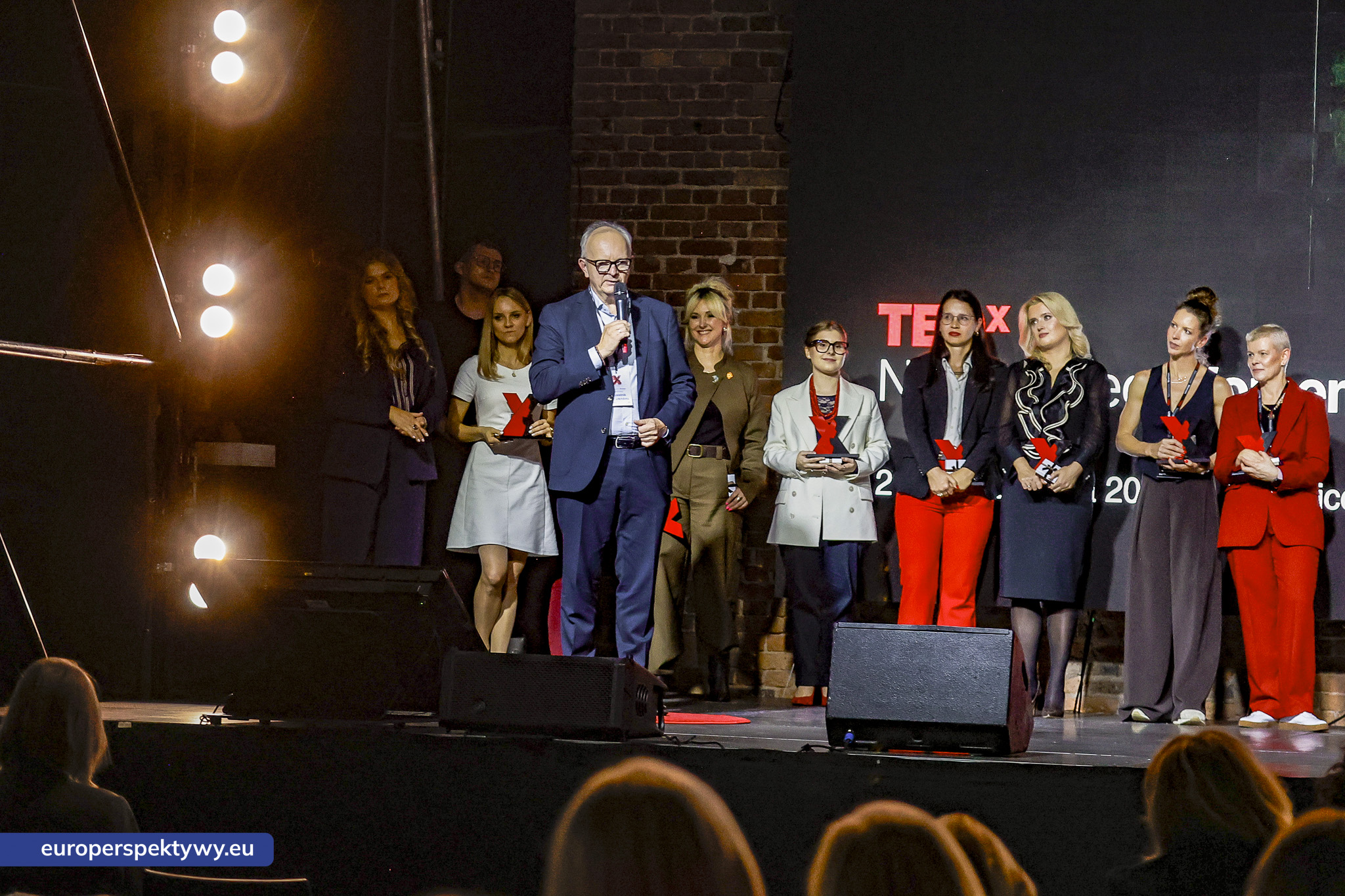 TEDxNikiszowiec Women 2026 Europerspektywy TEDxNikiszowiec Women. O transformacji, odwadze i szukaniu własnej drogi