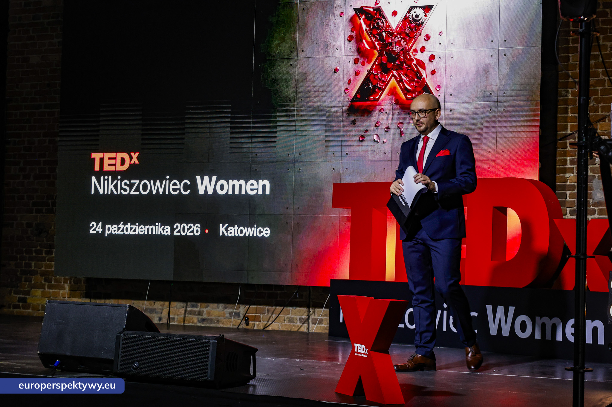 TEDxNikiszowiec Women 2026 Europerspektywy TEDxNikiszowiec Women. O transformacji, odwadze i szukaniu własnej drogi