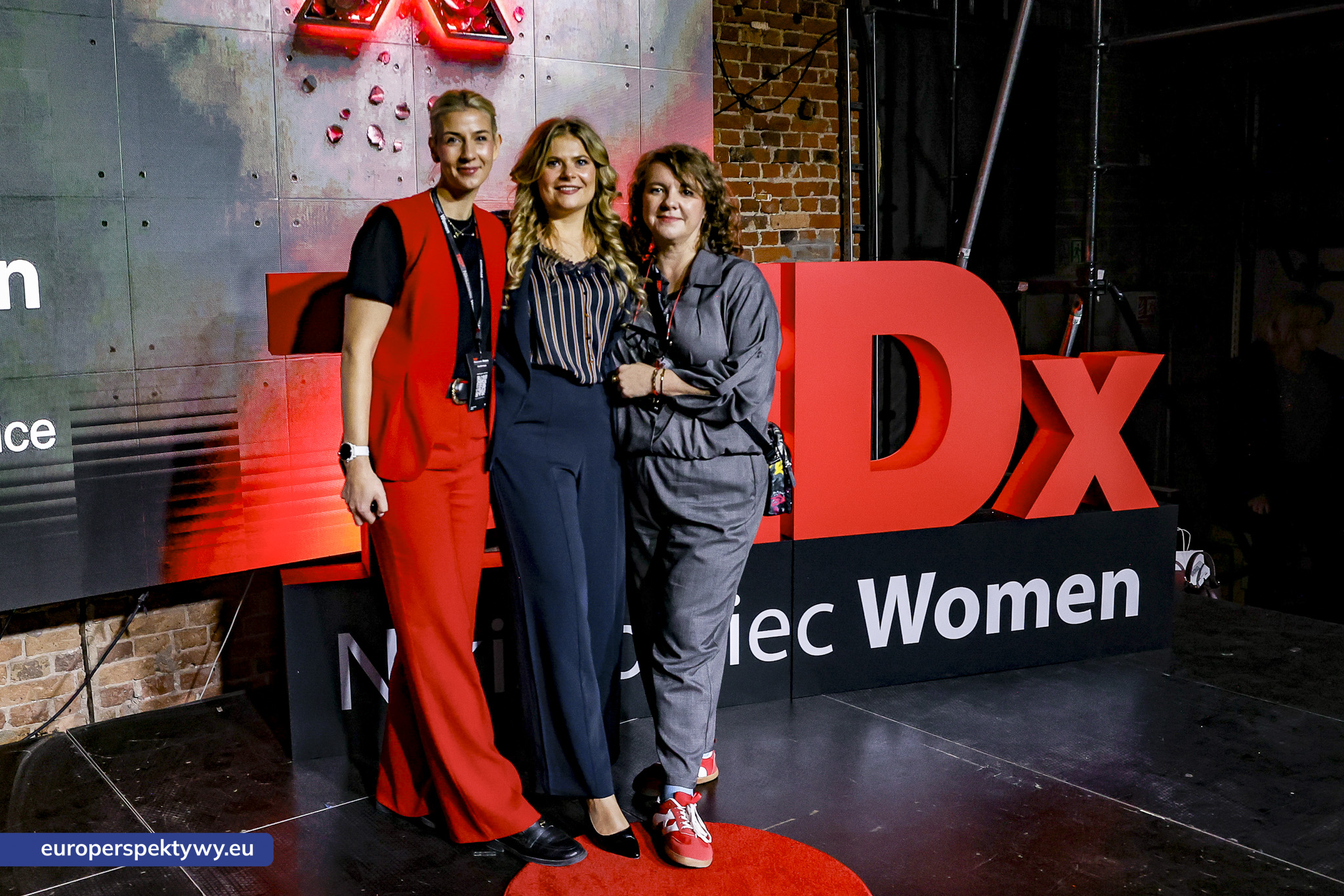 TEDxNikiszowiec Women 2026 Europerspektywy TEDxNikiszowiec Women. O transformacji, odwadze i szukaniu własnej drogi