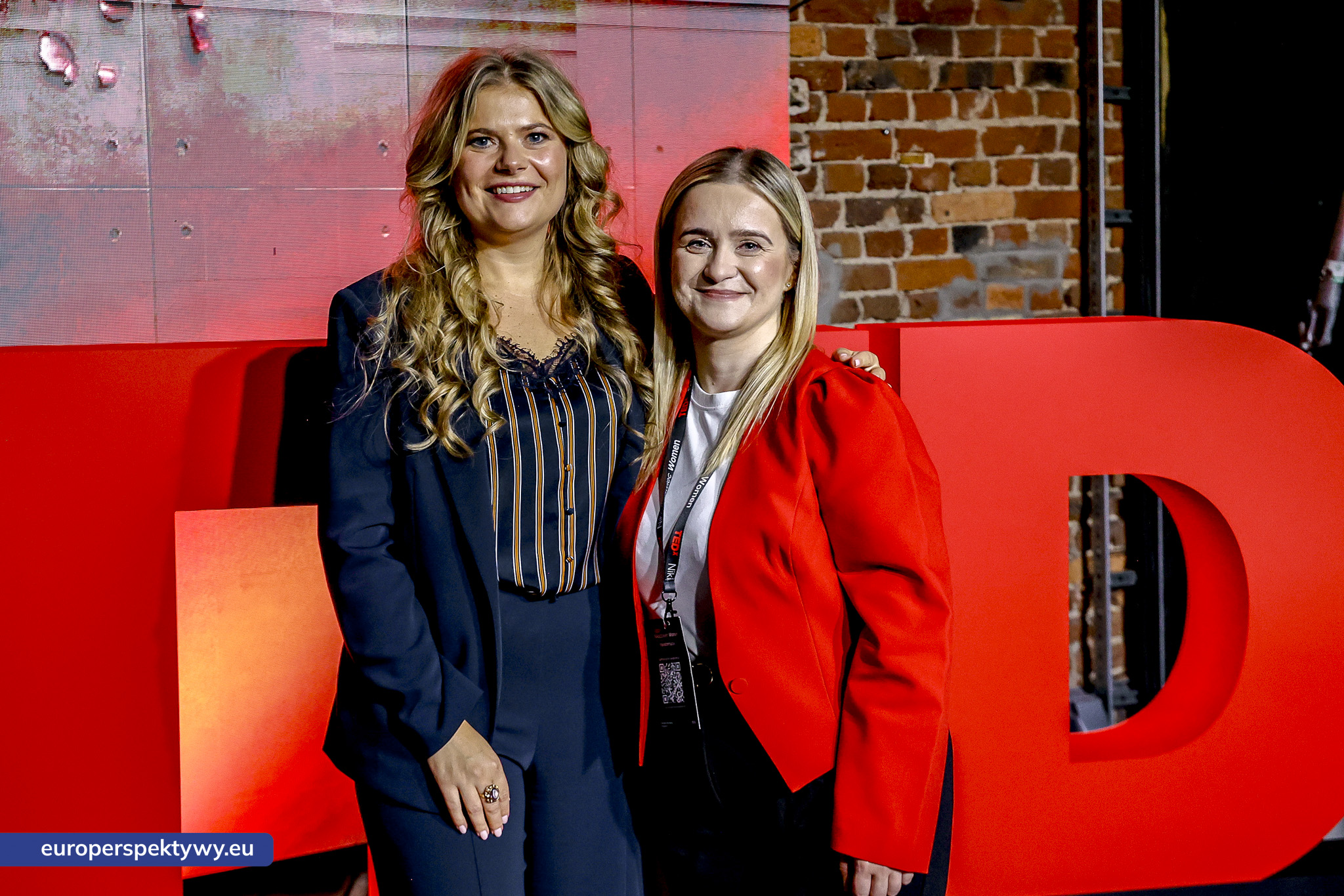 TEDxNikiszowiec Women 2026 Europerspektywy TEDxNikiszowiec Women. O transformacji, odwadze i szukaniu własnej drogi