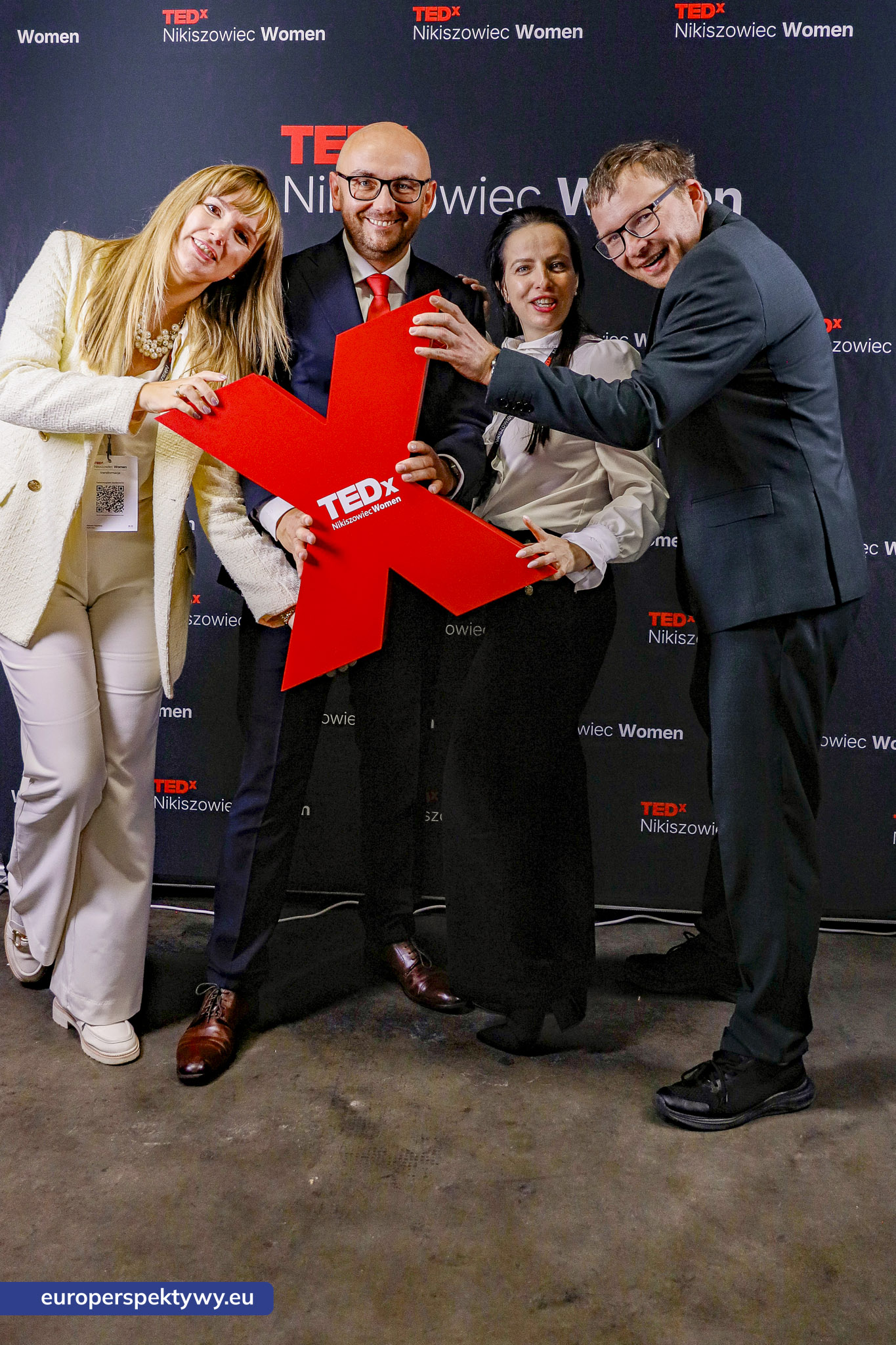 TEDxNikiszowiec Women 2026 Europerspektywy TEDxNikiszowiec Women. O transformacji, odwadze i szukaniu własnej drogi