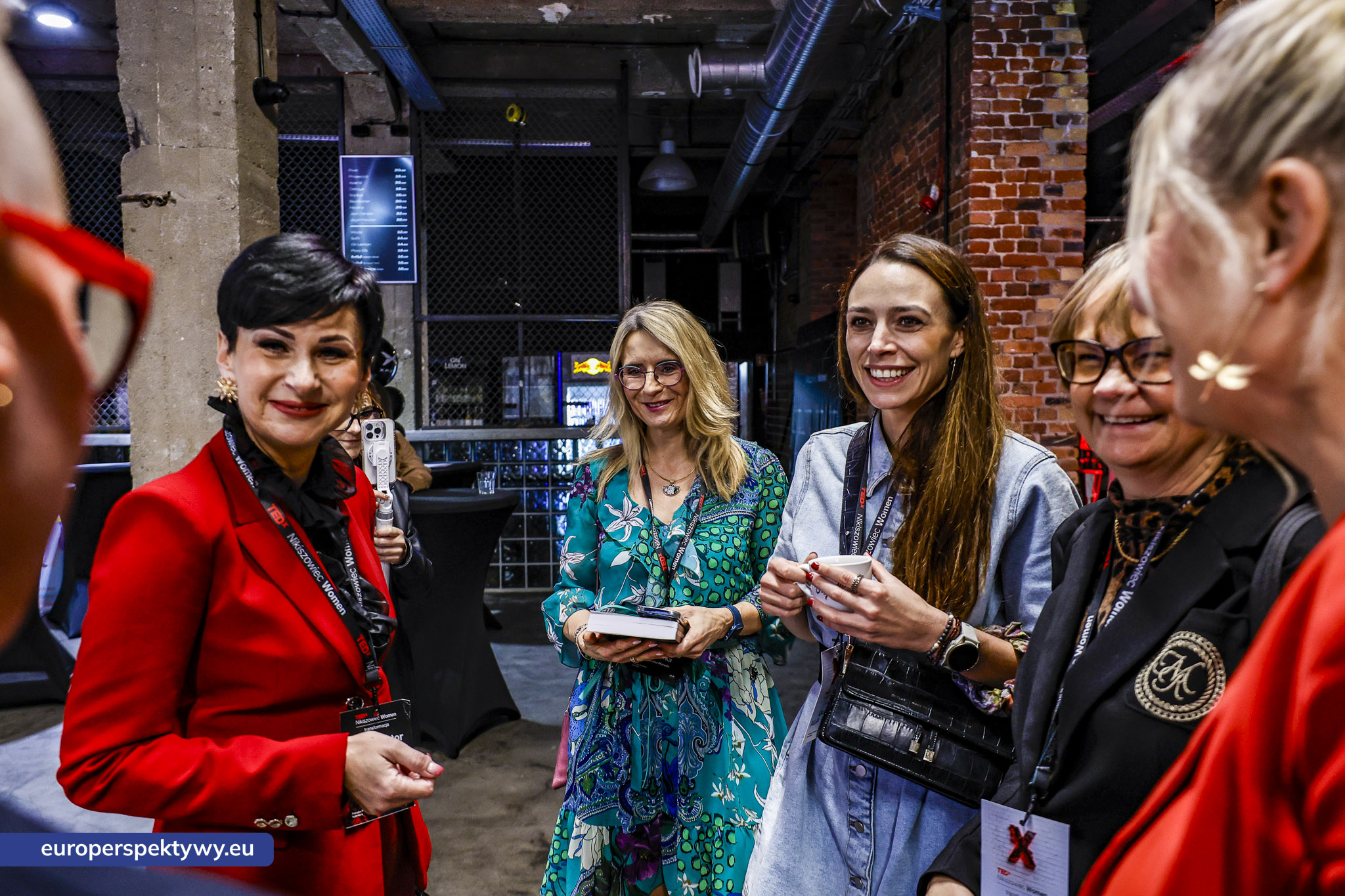 TEDxNikiszowiec Women 2026 Europerspektywy TEDxNikiszowiec Women. O transformacji, odwadze i szukaniu własnej drogi