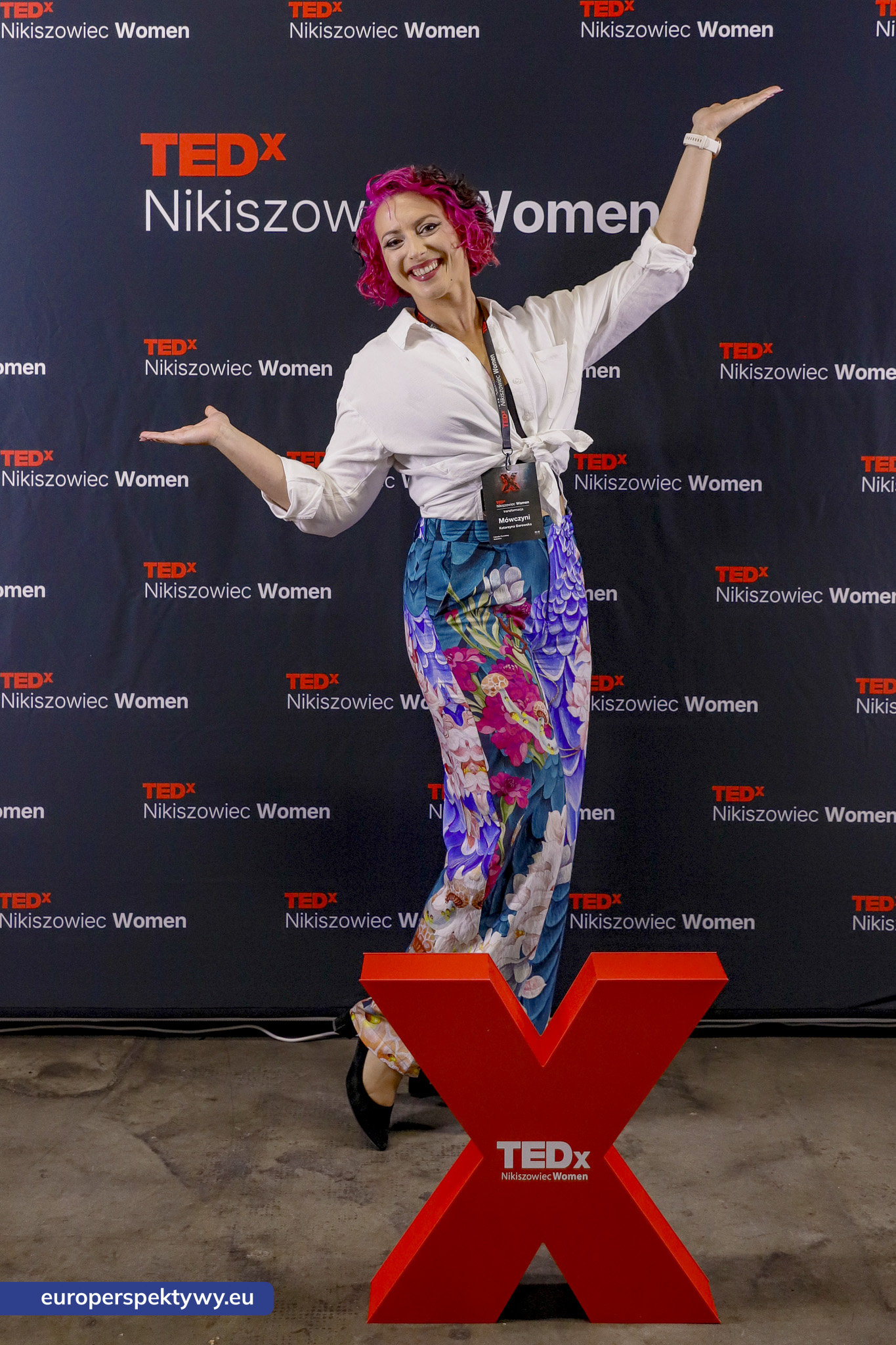 TEDxNikiszowiec Women 2026 Europerspektywy TEDxNikiszowiec Women. O transformacji, odwadze i szukaniu własnej drogi