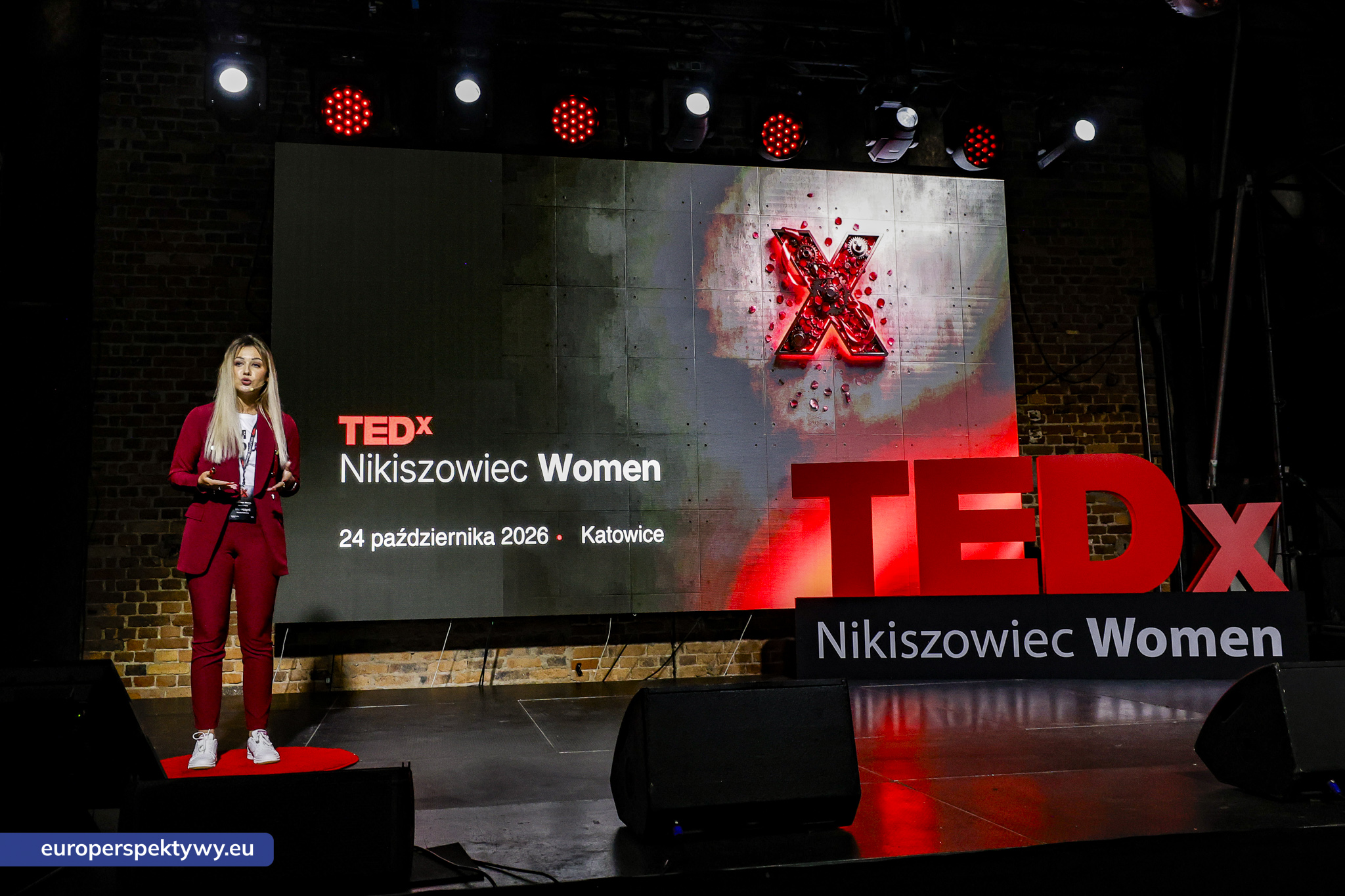 TEDxNikiszowiec Women 2026 Europerspektywy TEDxNikiszowiec Women. O transformacji, odwadze i szukaniu własnej drogi