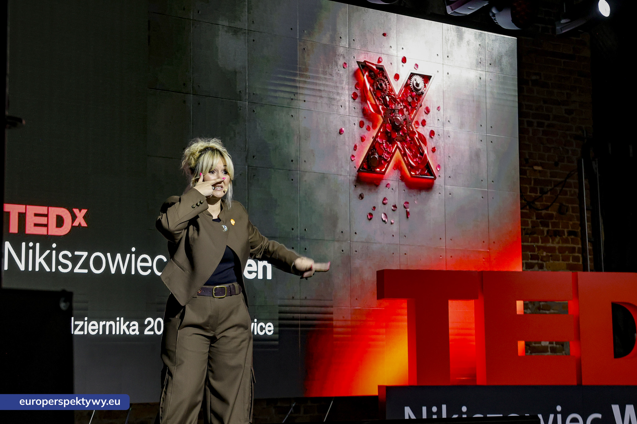 TEDxNikiszowiec Women 2026 Europerspektywy TEDxNikiszowiec Women. O transformacji, odwadze i szukaniu własnej drogi