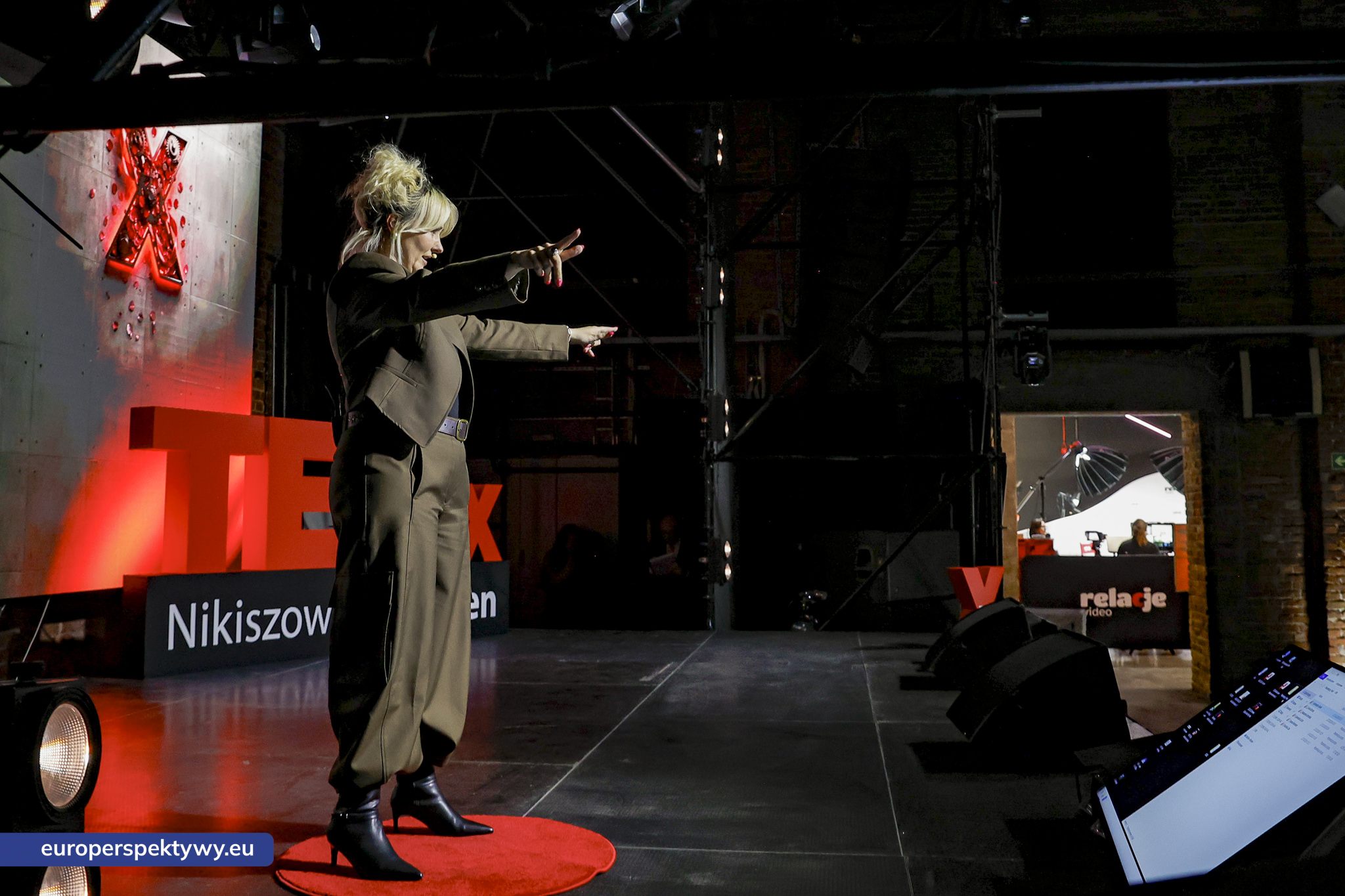 TEDxNikiszowiec Women 2026 Europerspektywy TEDxNikiszowiec Women. O transformacji, odwadze i szukaniu własnej drogi