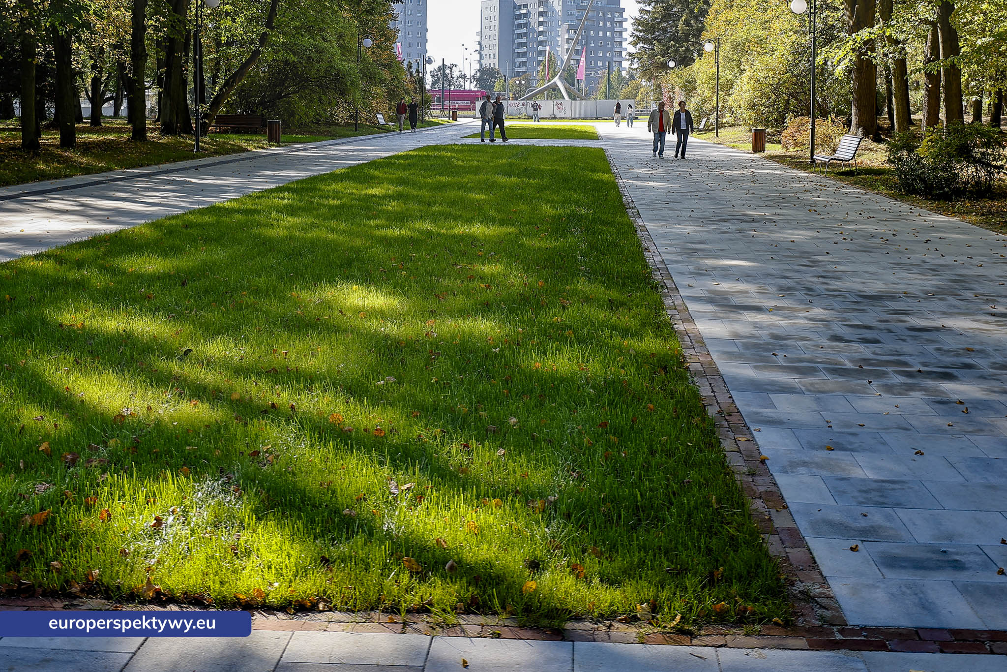 Tauron Park Śląski Aleja Żyrafy po modernizacji otwarta