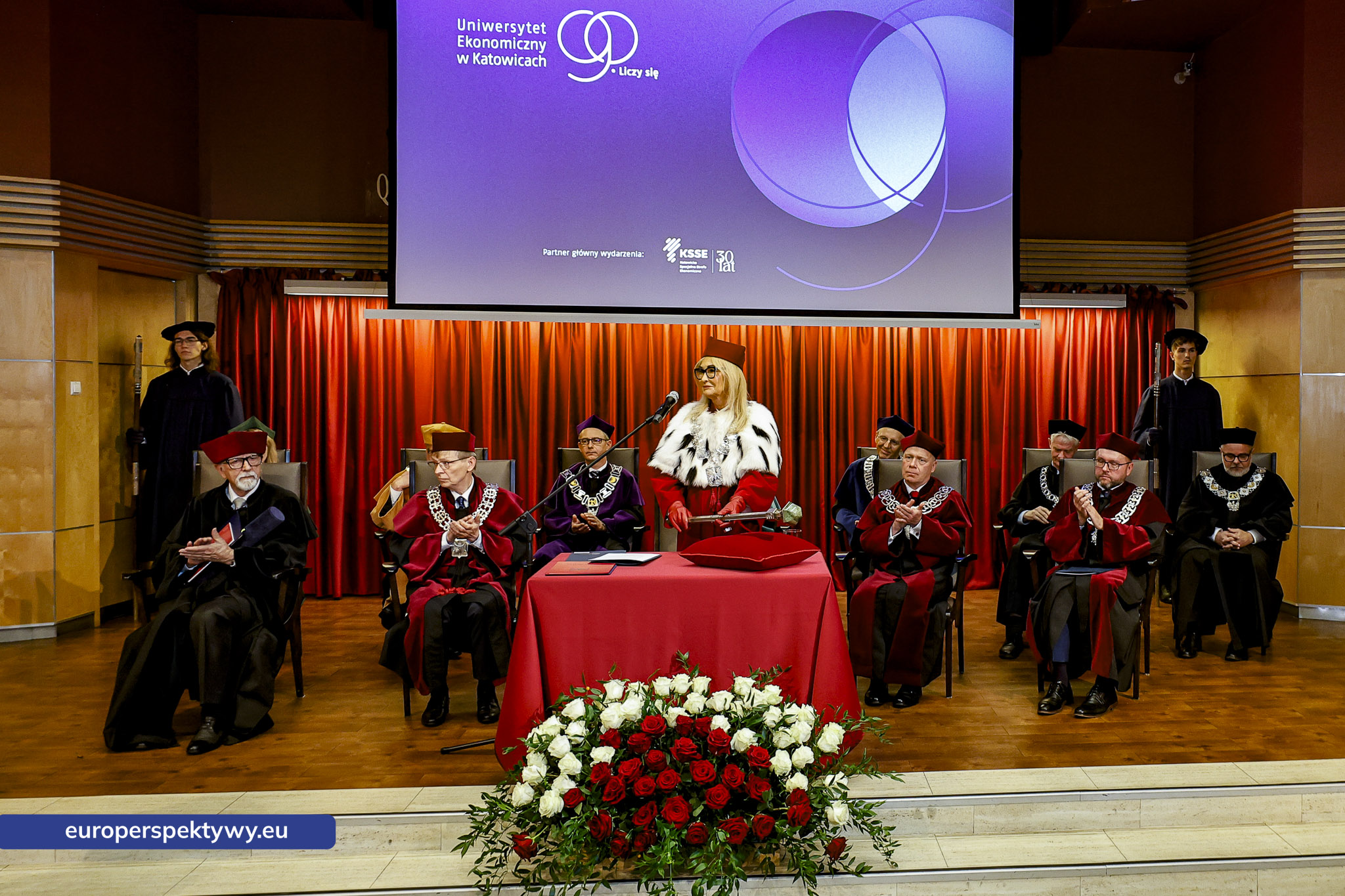 Uniwersytet Ekonomiczny Inauguracja Roku Akademickiego 2026-2027-187 Europerspektywy Uniwersytet Ekonomiczny w Katowicach rozpoczyna 90. rok działalności