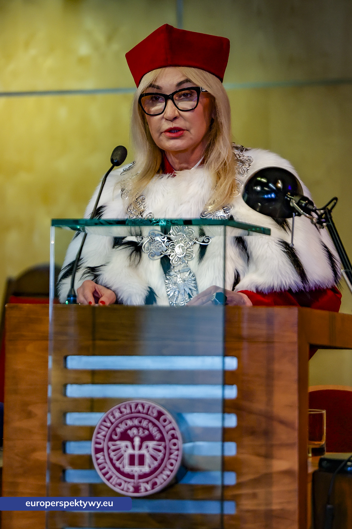 Uniwersytet Ekonomiczny Inauguracja Roku Akademickiego 2026-2027-25 Europerspektywy Uniwersytet Ekonomiczny w Katowicach rozpoczyna 90. rok działalności