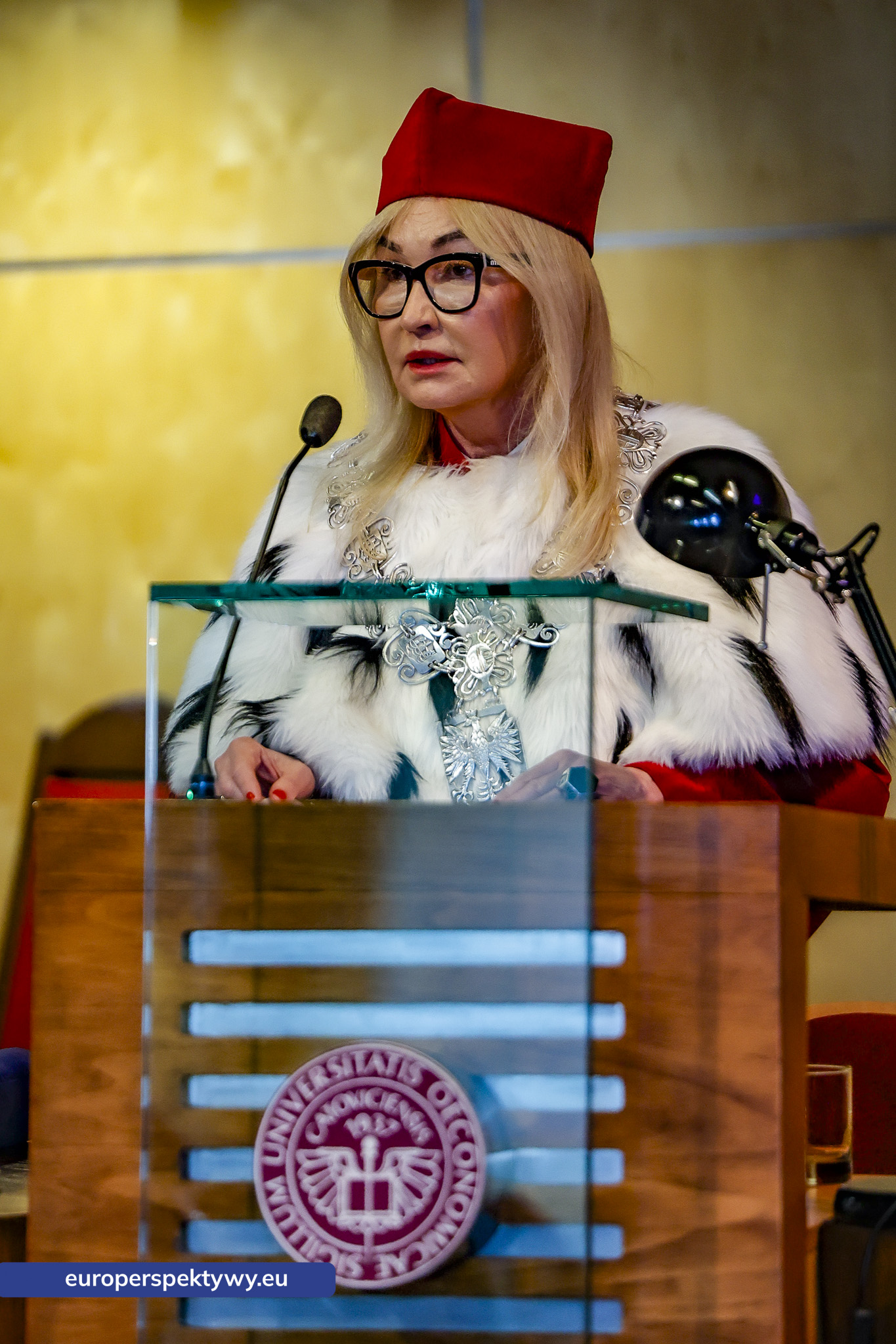 Uniwersytet Ekonomiczny Inauguracja Roku Akademickiego 2026-2027-26 Europerspektywy Uniwersytet Ekonomiczny w Katowicach rozpoczyna 90. rok działalności