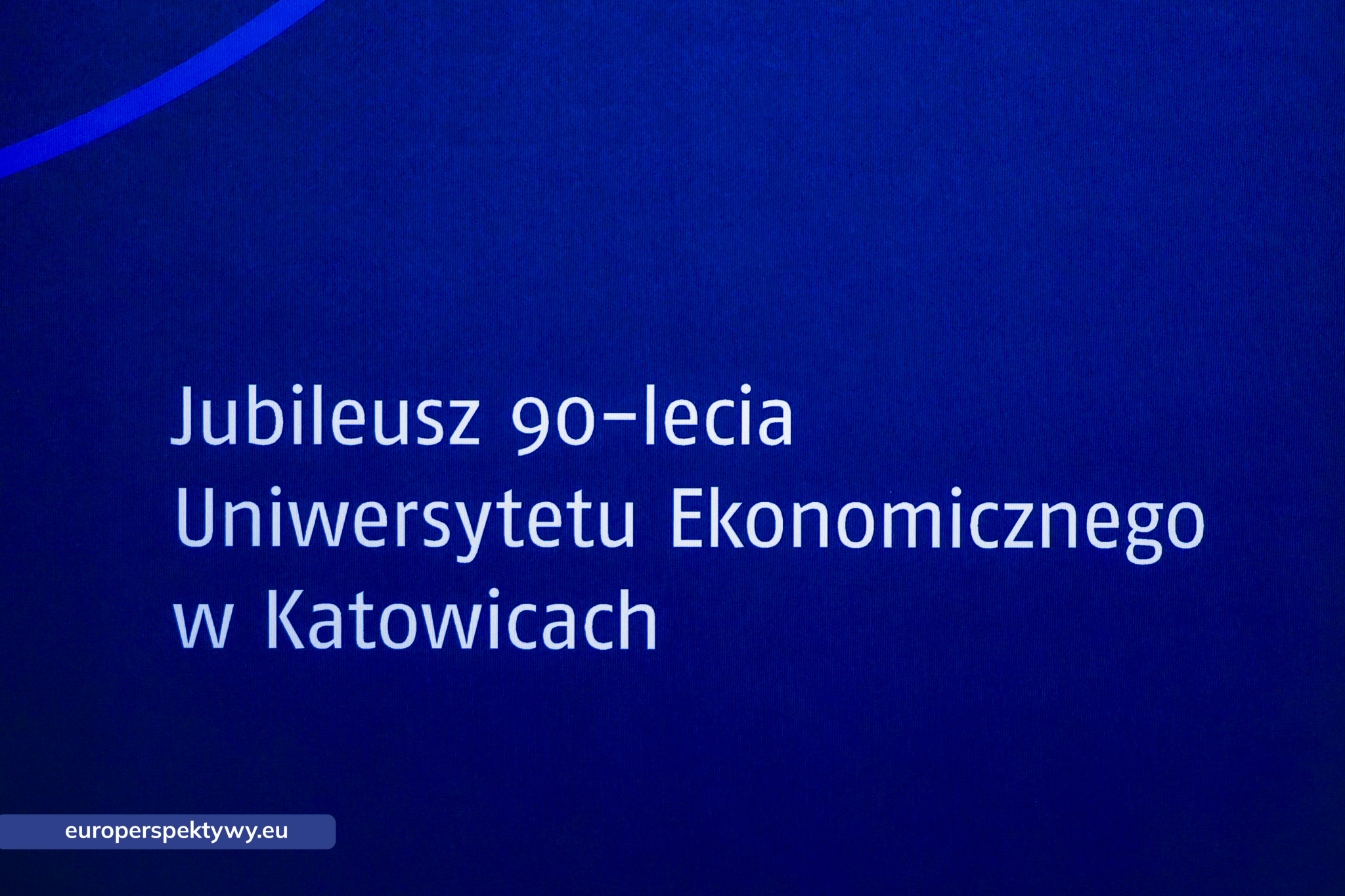 Uniwersytet Ekonomiczny Inauguracja Roku Akademickiego 2026-2027-27 Europerspektywy Uniwersytet Ekonomiczny w Katowicach rozpoczyna 90. rok działalności