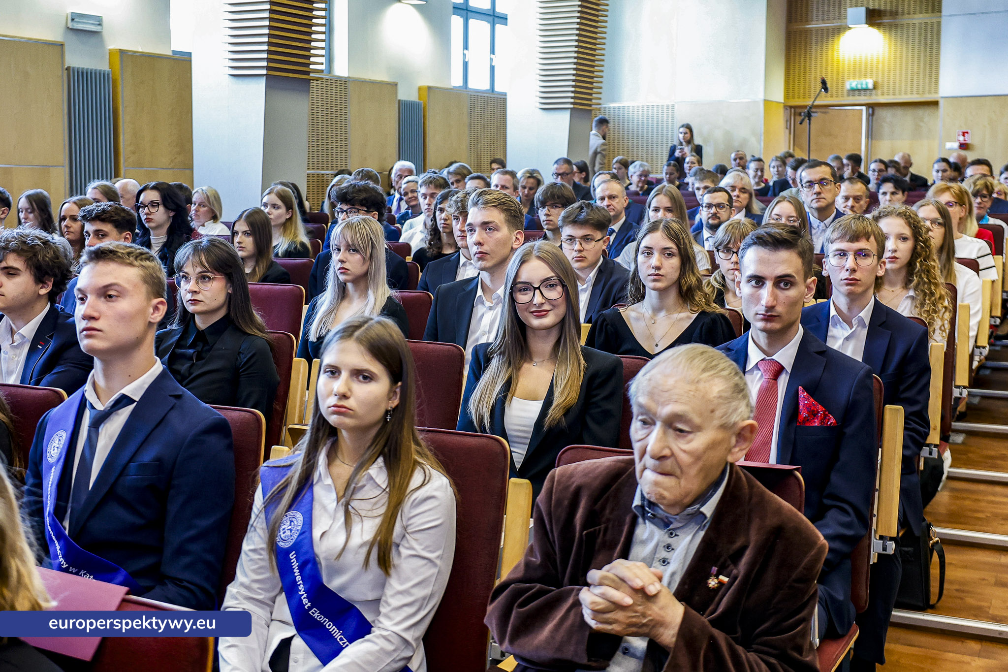 Uniwersytet Ekonomiczny Inauguracja Roku Akademickiego 2026-2027-31 Europerspektywy Uniwersytet Ekonomiczny w Katowicach rozpoczyna 90. rok działalności