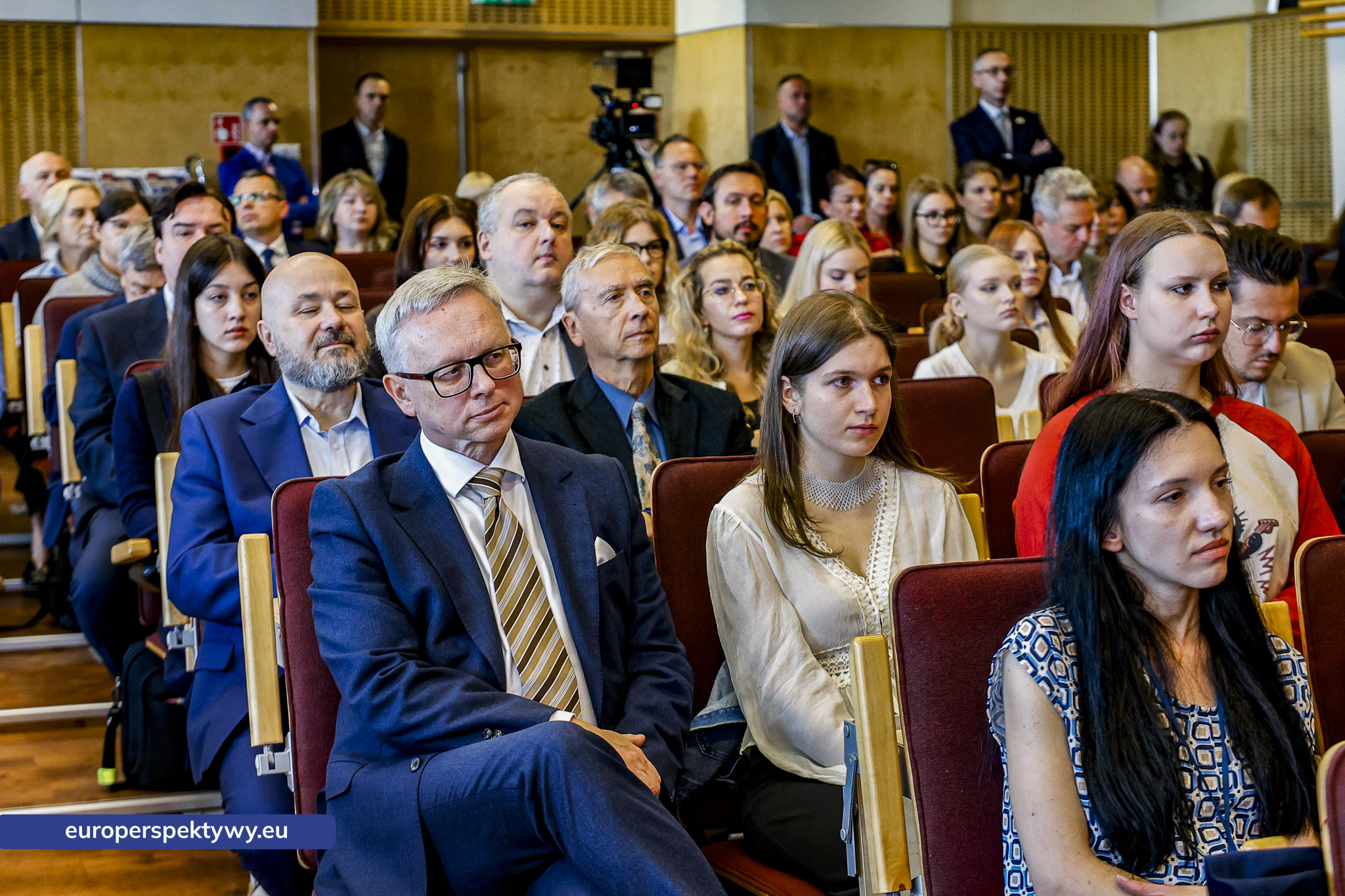 Uniwersytet Ekonomiczny Inauguracja Roku Akademickiego 2026-2027-32 Europerspektywy Uniwersytet Ekonomiczny w Katowicach rozpoczyna 90. rok działalności