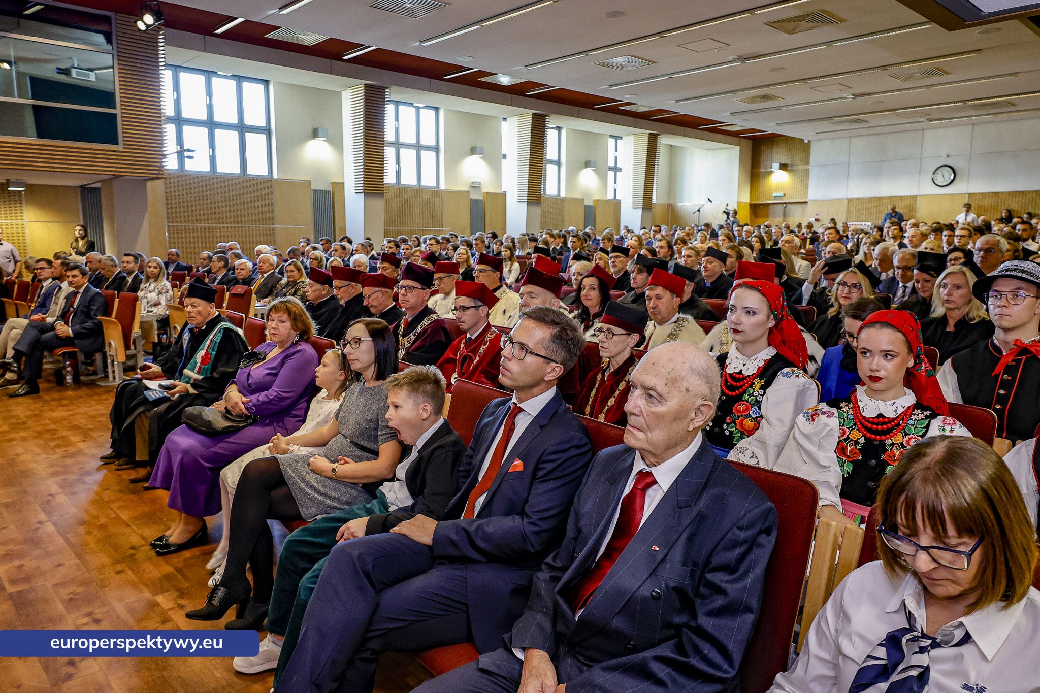 Uniwersytet Ekonomiczny Inauguracja Roku Akademickiego 2026-2027-35 Europerspektywy Uniwersytet Ekonomiczny w Katowicach rozpoczyna 90. rok działalności
